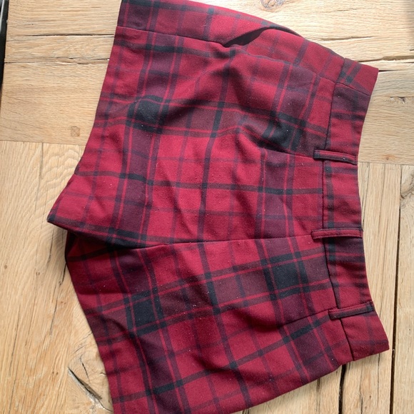 Plaid shorts - Picture 2 of 2